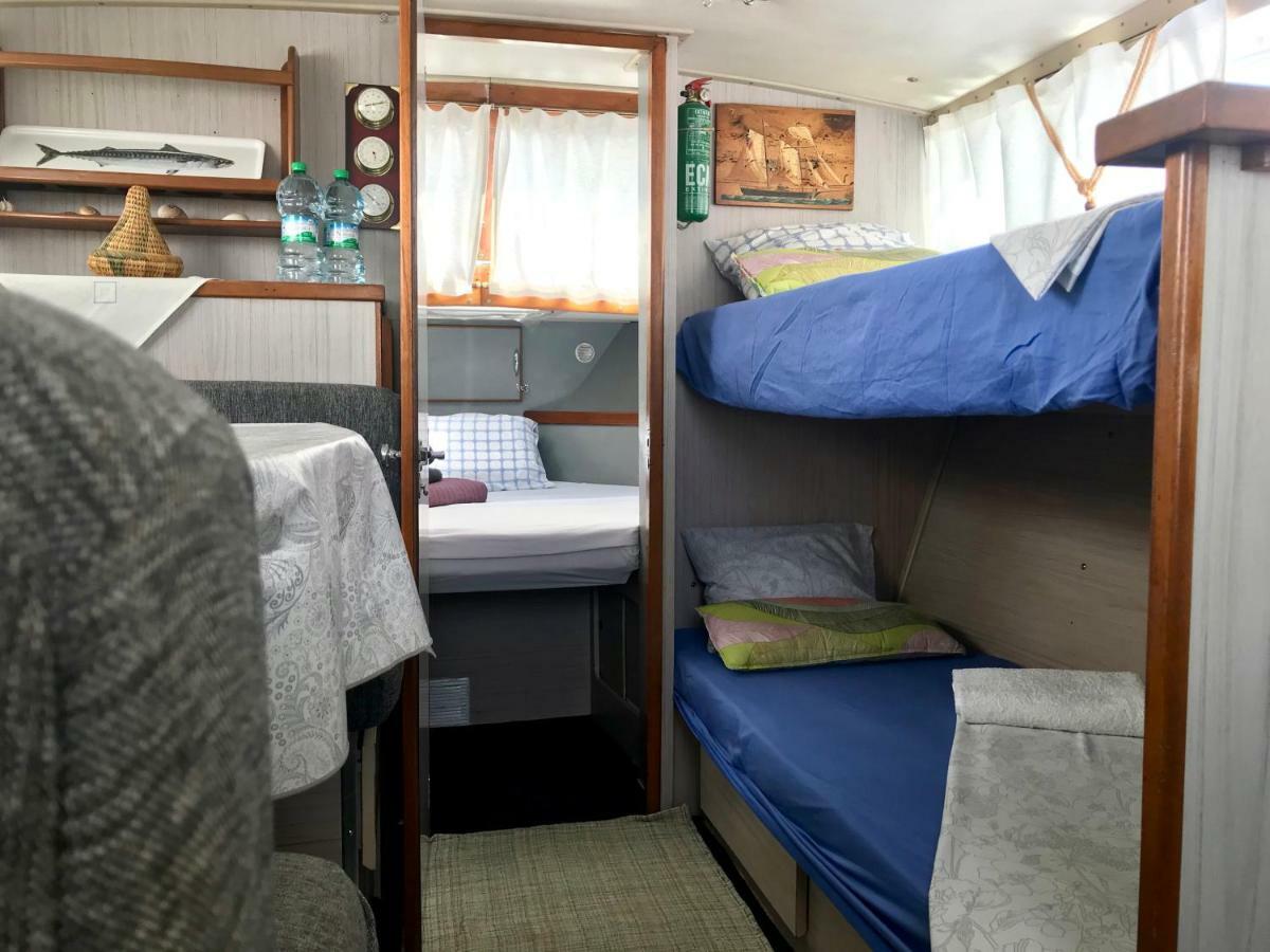 Boat Yacht Barcelona Hotel Sant Adria de Besos Ngoại thất bức ảnh