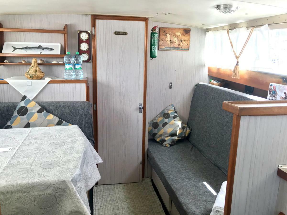 Boat Yacht Barcelona Hotel Sant Adria de Besos Ngoại thất bức ảnh